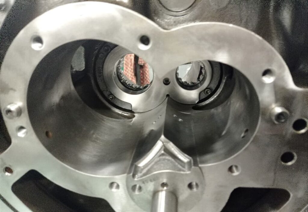 recomsas-revisione-compressori-frigoriferi-pompe-motori-ricambi-011